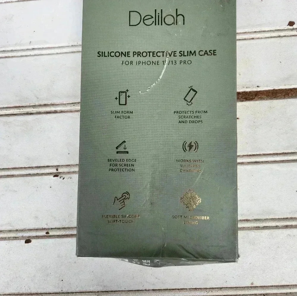 IPhone 13/13 Pro  Delilah Case Damaged Box